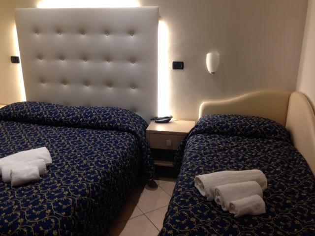 Hotel Mediterraneo Pesaro Bilik gambar